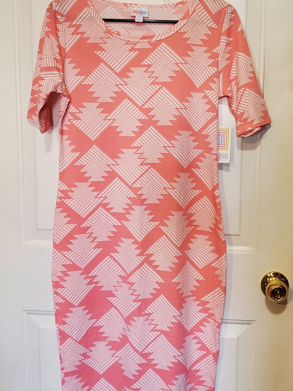LuLaRoe Coral and White Geometric Midi Shift Dress